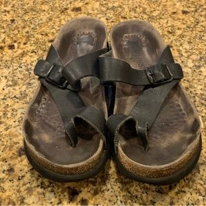 Mephisto Helen Black Leather Thong Sandals 38 US 7.5